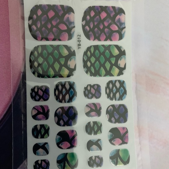 Nail Wraps - Picture 2 of 4